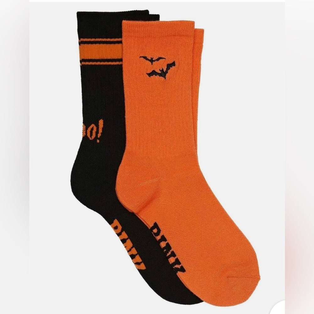 NWT VS PINK 2pk Crew Socks 🎃🦇